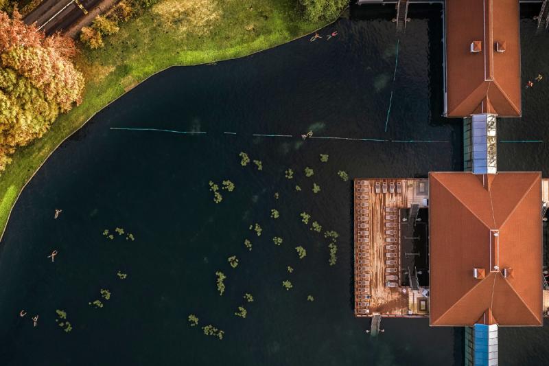 Lake_Hévíz.png